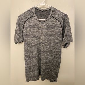 Men’s Lululemon Metal Vent Tech Grey Heathered Top